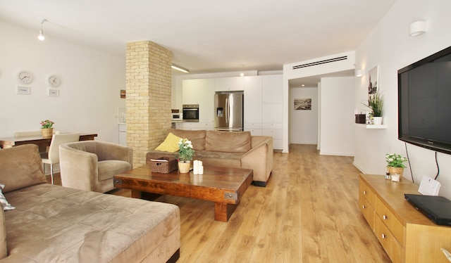 アメージング  3 ベッドルーム ガーデン アパートメント ニア ゴードン ビーチ