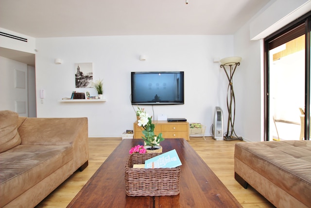 アメージング  3 ベッドルーム ガーデン アパートメント ニア ゴードン ビーチ