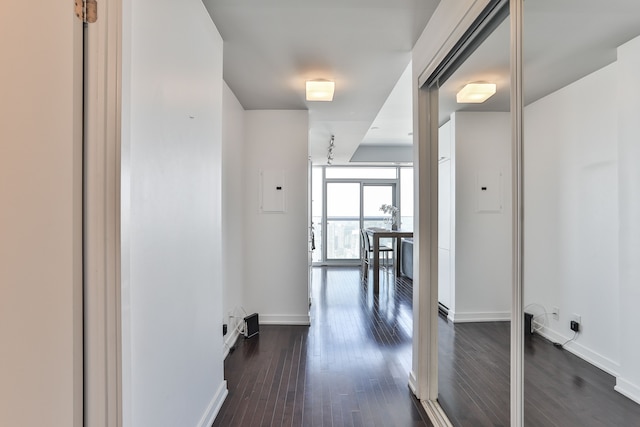 ラグジュアリー レイクビュー スカイスクレイパー、CN タワー近く