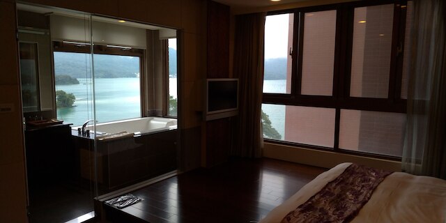 ミラコロ ビュー ホテル