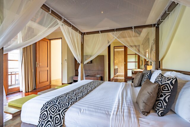 クリフロント トロピカル リゾート