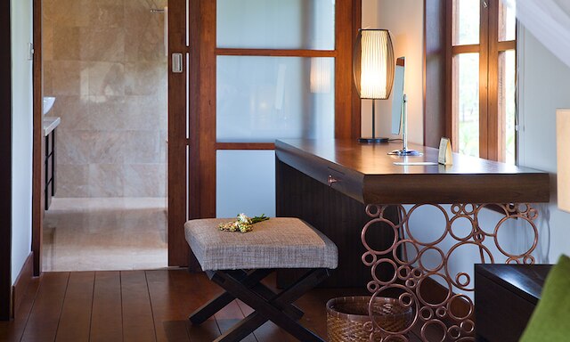 クリフロント トロピカル リゾート