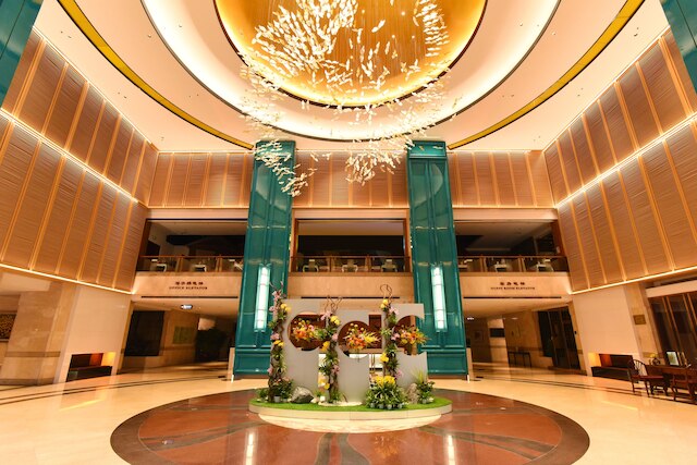 アジア インターナショナル ホテル 広州 (亜洲國際大酒店) - 広州交易会期間中はホテルで海外バイヤー向け登録サービスを提供し、ホテルとエキシビションセンター間で無料のシャトルを運行
