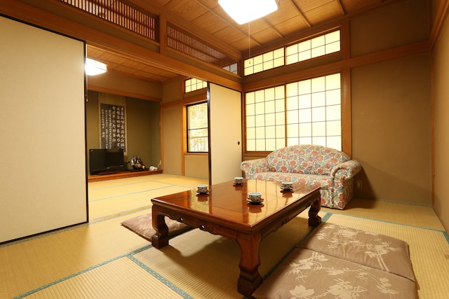 箱根仙石原温泉 あじわいの心金時山荘