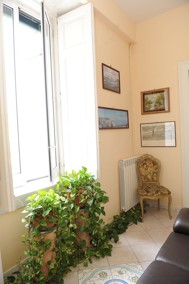 コメ ディカント ア ナポリ