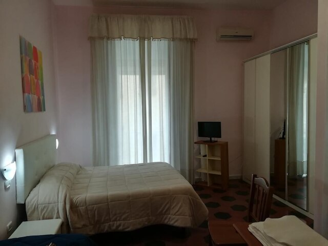 コメ ディカント ア ナポリ