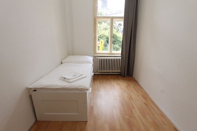 ジシュカ ホーム アパートメンツ