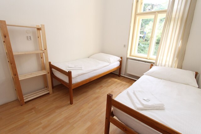 ジシュカ ホーム アパートメンツ