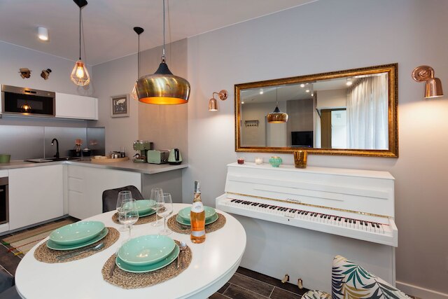 シティ オブ ザ キングス ピアノ アパートメント