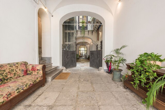 カーサ ダルテ ウグデュレナ コン ピシーナエ テラッツァ