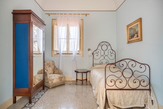 カーサ ダルテ ウグデュレナ コン ピシーナエ テラッツァ