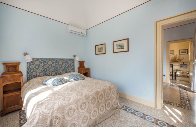 カーサ ダルテ ウグデュレナ コン ピシーナエ テラッツァ