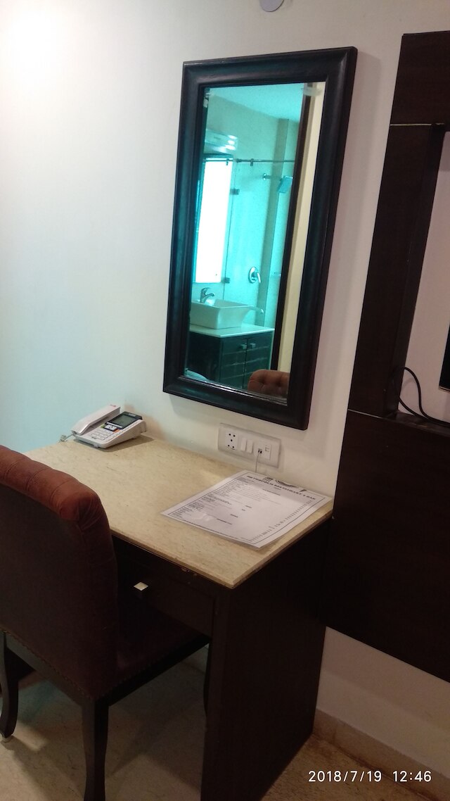 ザ メトロポリス ゲストハウス ニア RK アシュラム メトロ ステーション