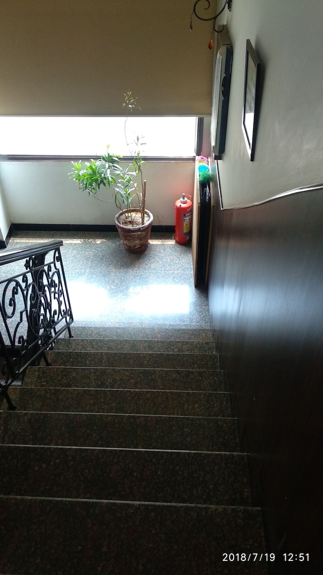 ザ メトロポリス ゲストハウス ニア RK アシュラム メトロ ステーション