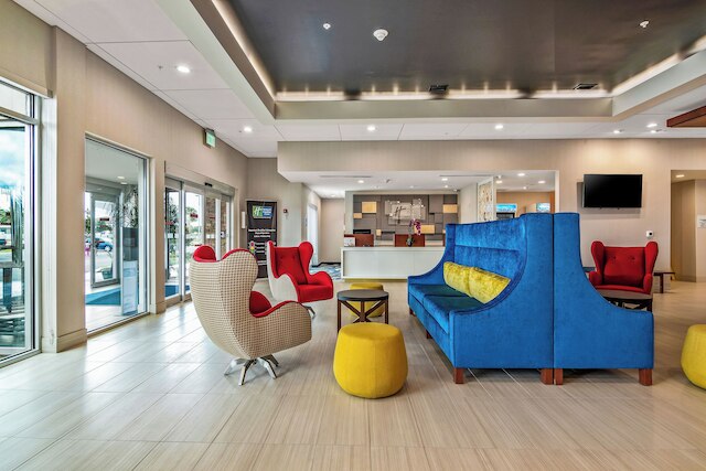 ホリデイ イン エクスプレス & スイーツ オーランド - レイク ブエナ ビスタ by IHG