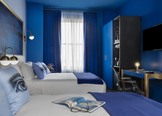 アンガッド アーツ オテル セントルイス、タペストリー コレクション バイ ヒルトン