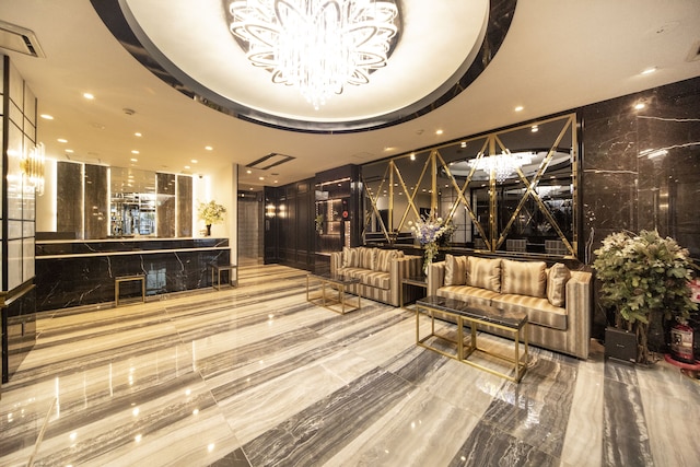 グランデュールホテル (旧ホテルタートルヒルズ