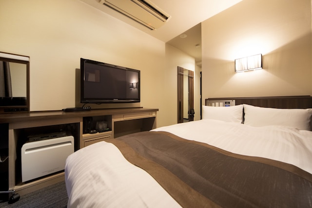 グランデュールホテル (旧ホテルタートルヒルズ