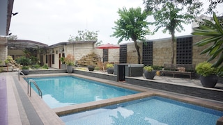 サティア グラハ ホテル