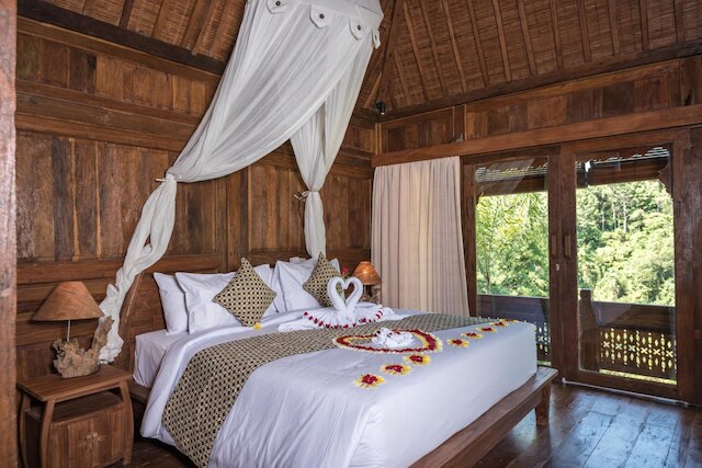 マンダナ ウブド ヴィラ