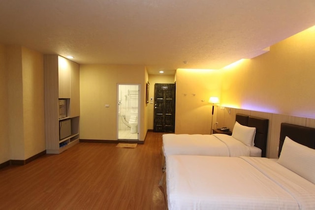 ファ ドン ホテル (華登休閒旅館)