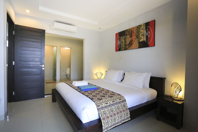 ニョマン ヴィラ サヌール