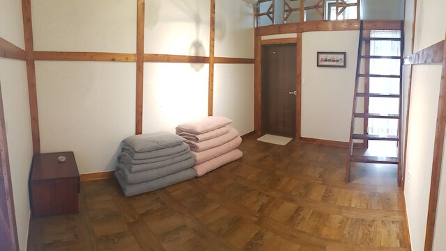 スプリングタイム ゲスト ハウス