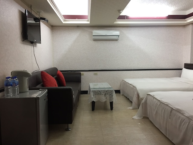 金羅東ホテル (金羅東大飯店)