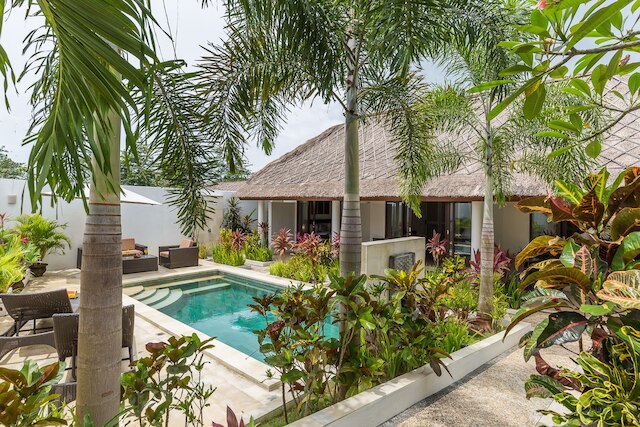 ヴィラ リラヴァディ