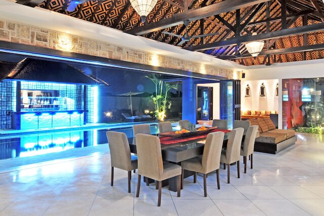 ヴィラ サムドラ ラヤ