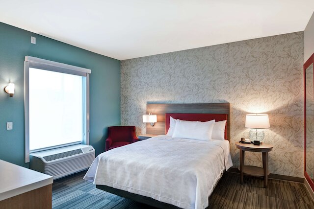 ホーム2 スイーツ バイ ヒルトン デイトナ ビーチ スピードウェイ