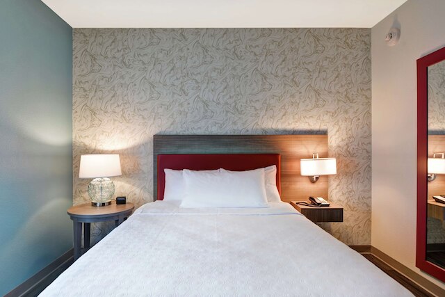 ホーム2 スイーツ バイ ヒルトン デイトナ ビーチ スピードウェイ