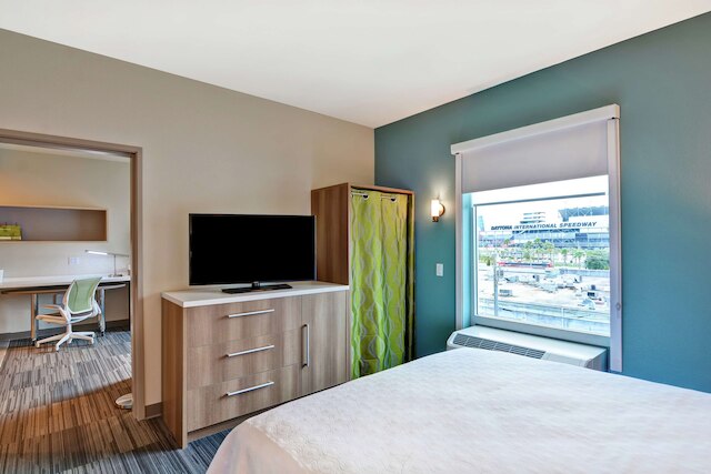 ホーム2 スイーツ バイ ヒルトン デイトナ ビーチ スピードウェイ