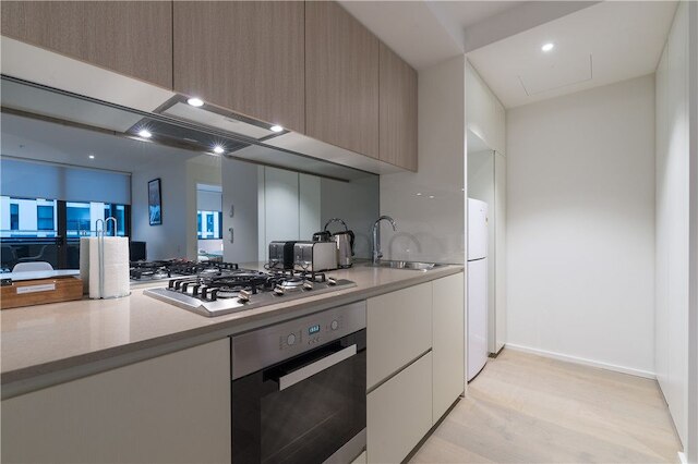 APC オン コリンズ