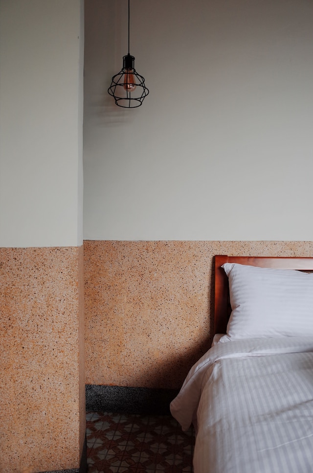 ニート ホステル