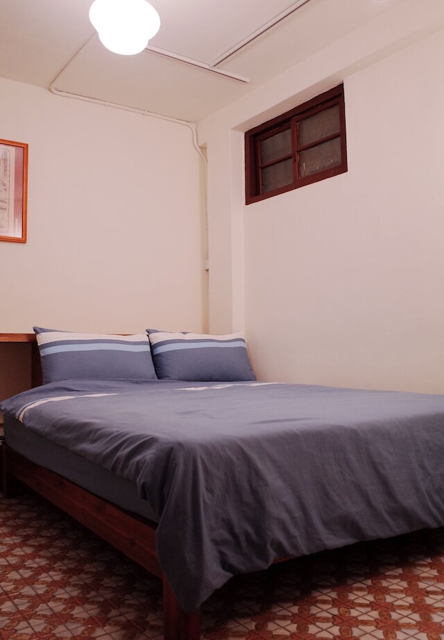 ニート ホステル