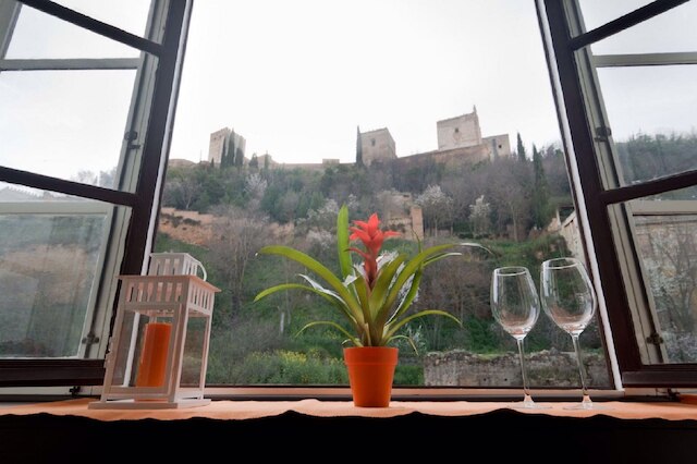 アルハンブラ ソンダー アパートメンツ