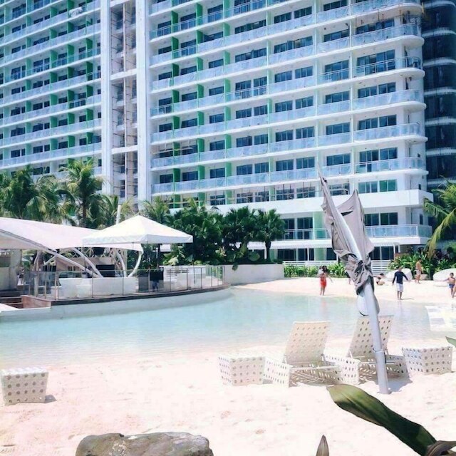 2 ベッドルーム コンド バイ JAD アット アズール アーバン リゾート レジデンシーズ