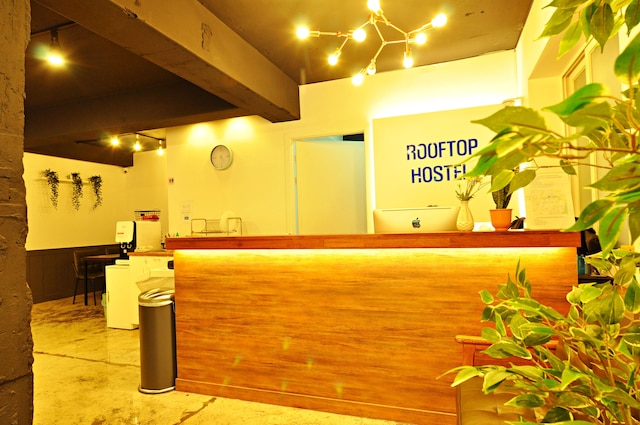 OYO ルーフトップ ホステル