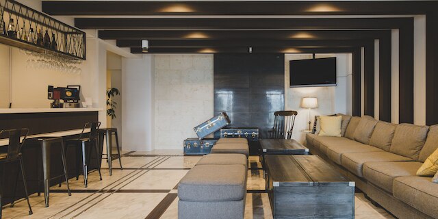 ハイドアウト・オキナワ・ウルマ