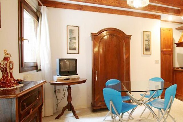 サンライズ - WR アパートメンツ