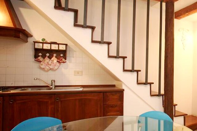 サンライズ - WR アパートメンツ