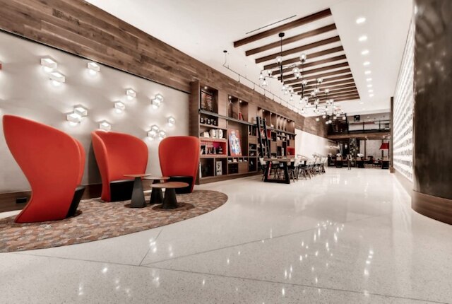 ブルーバード スイーツ ニア ペンタゴン