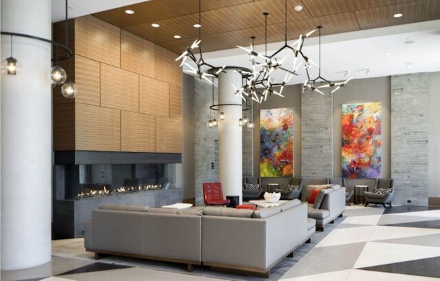 ブルーバード スイーツ ニア ペンタゴン