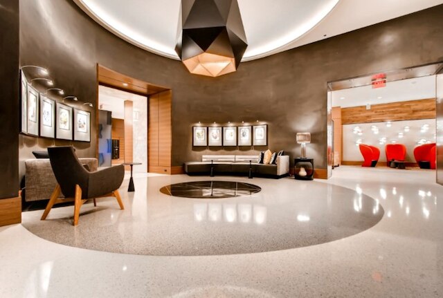 ブルーバード スイーツ ニア ペンタゴン