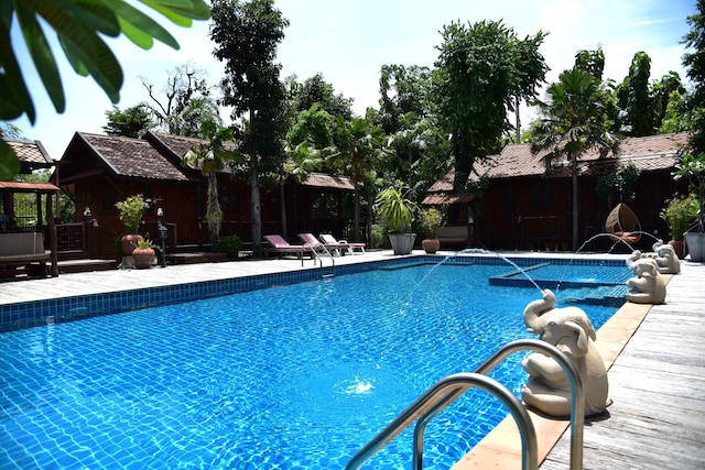 アット ホーム リゾート