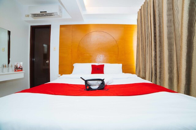 レッドドアーズ ニア バンバン ステーション