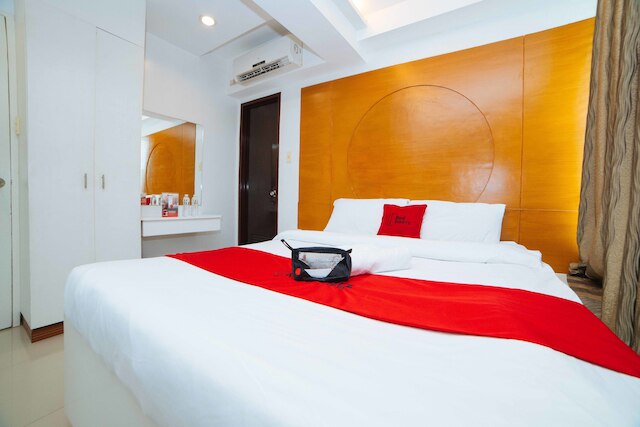 レッドドアーズ ニア バンバン ステーション