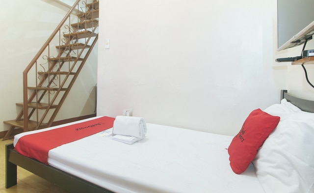 レッドドアーズ @ ムーンウォーク パラニャーケ