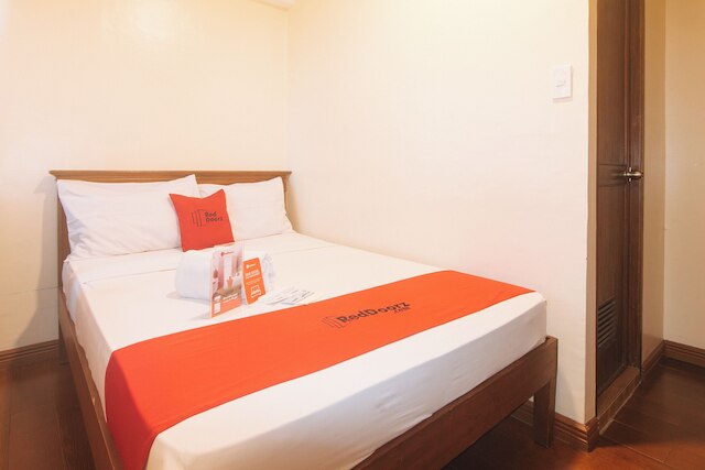 レッドドアーズ @ ムーンウォーク パラニャーケ